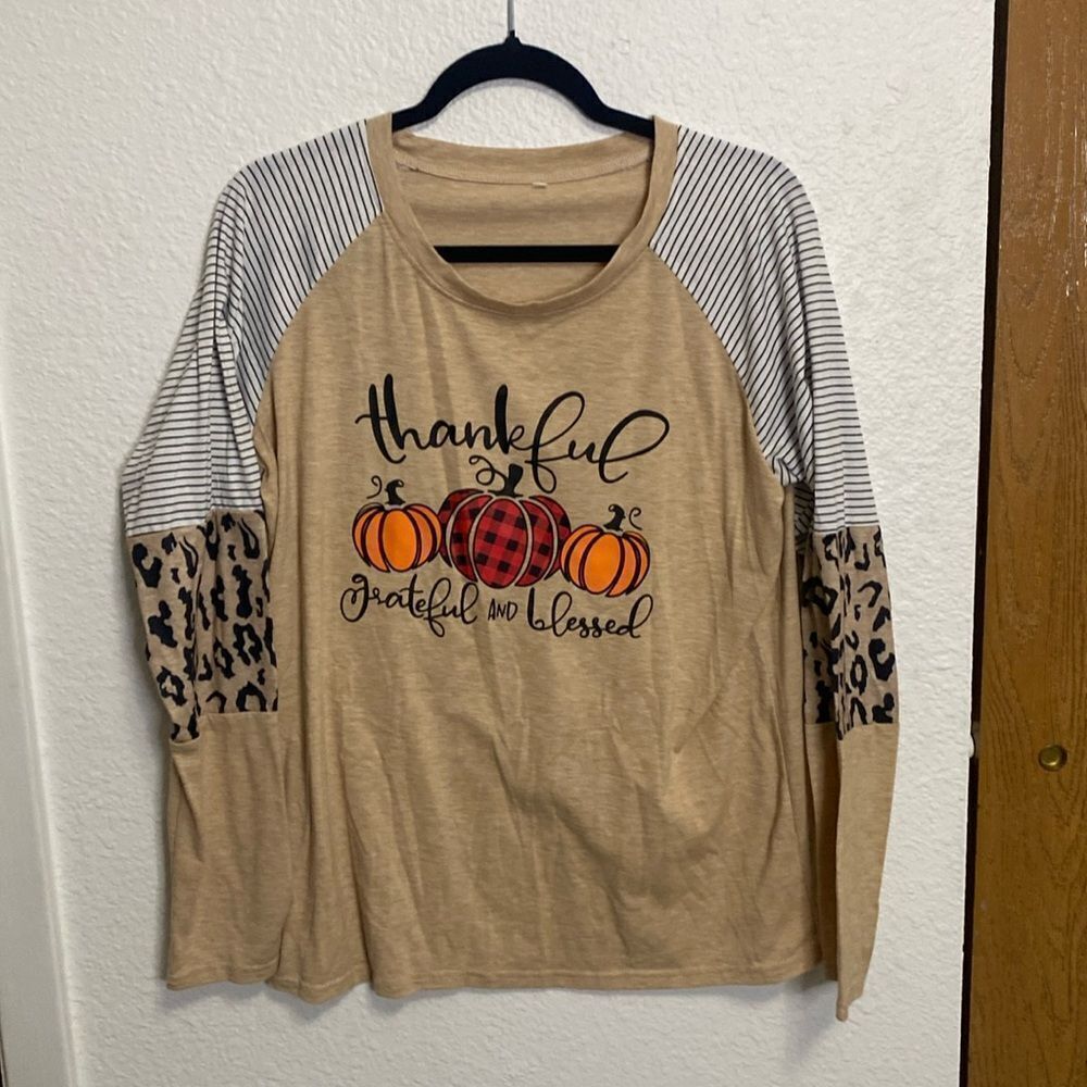 Thankful greatful and blessed long sleeve womems size LG tan cheetah & pumpkin